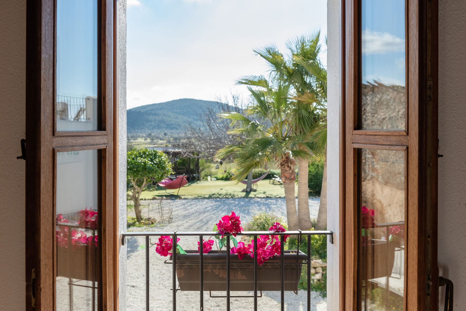 Awaken & Align: Ibiza Herbst-Retreat 2026