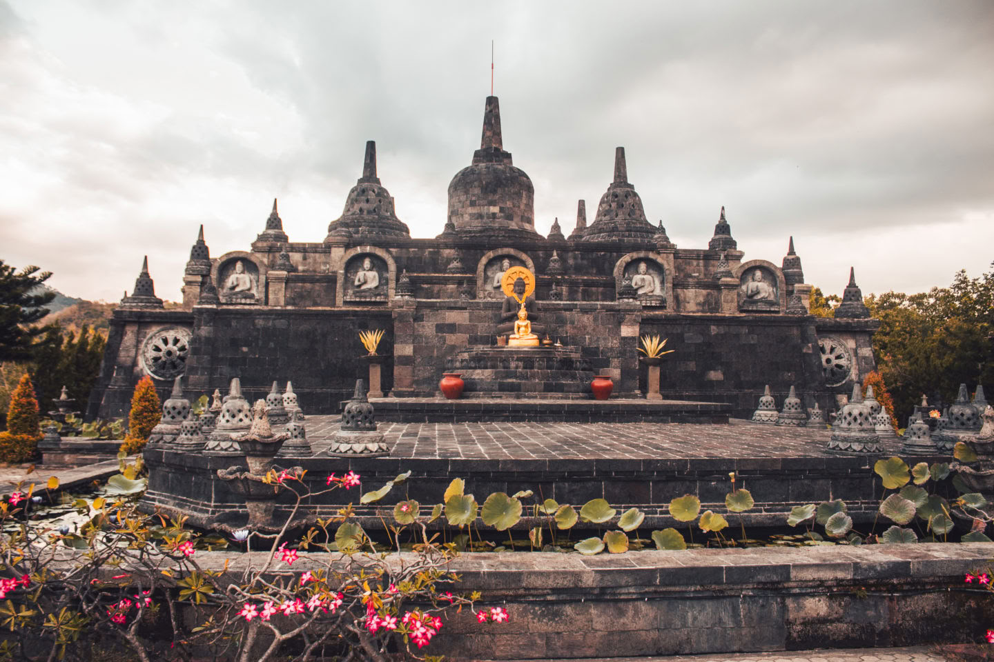 Banjar-Tour mit Meditation im Tempel