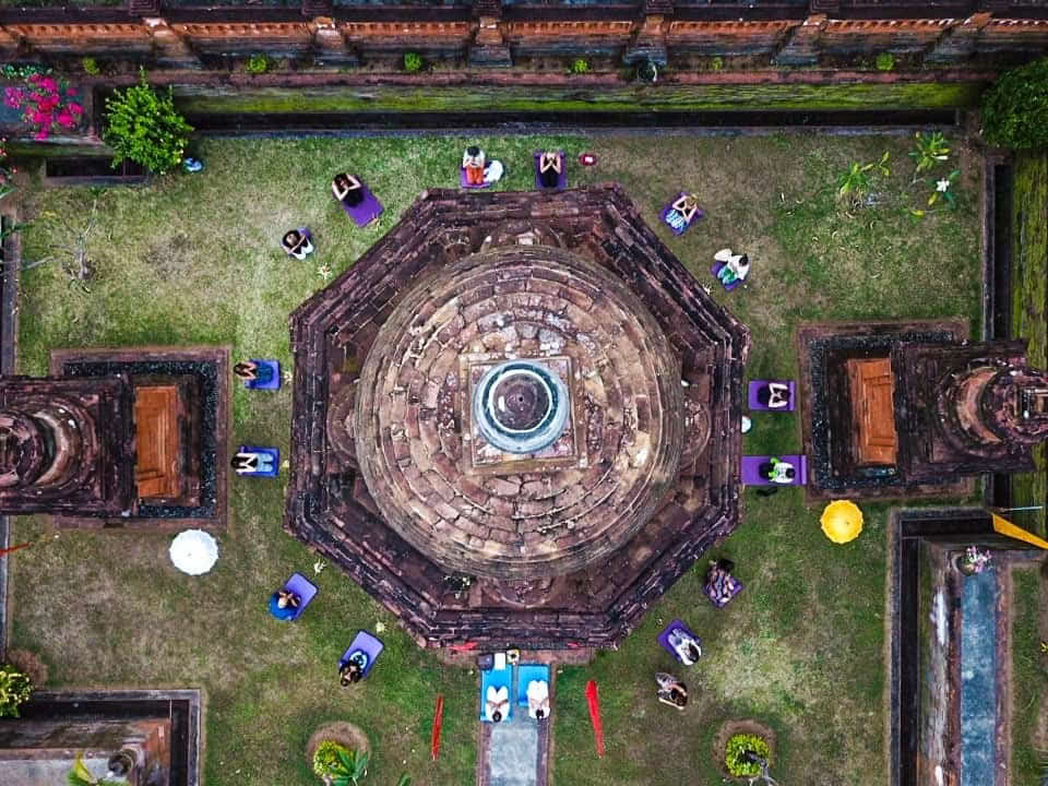 Full Moon Ceremony im Candi Buddha