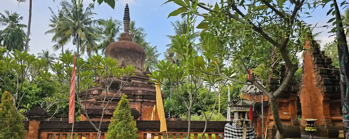 Full Moon Ceremony im Candi Buddha