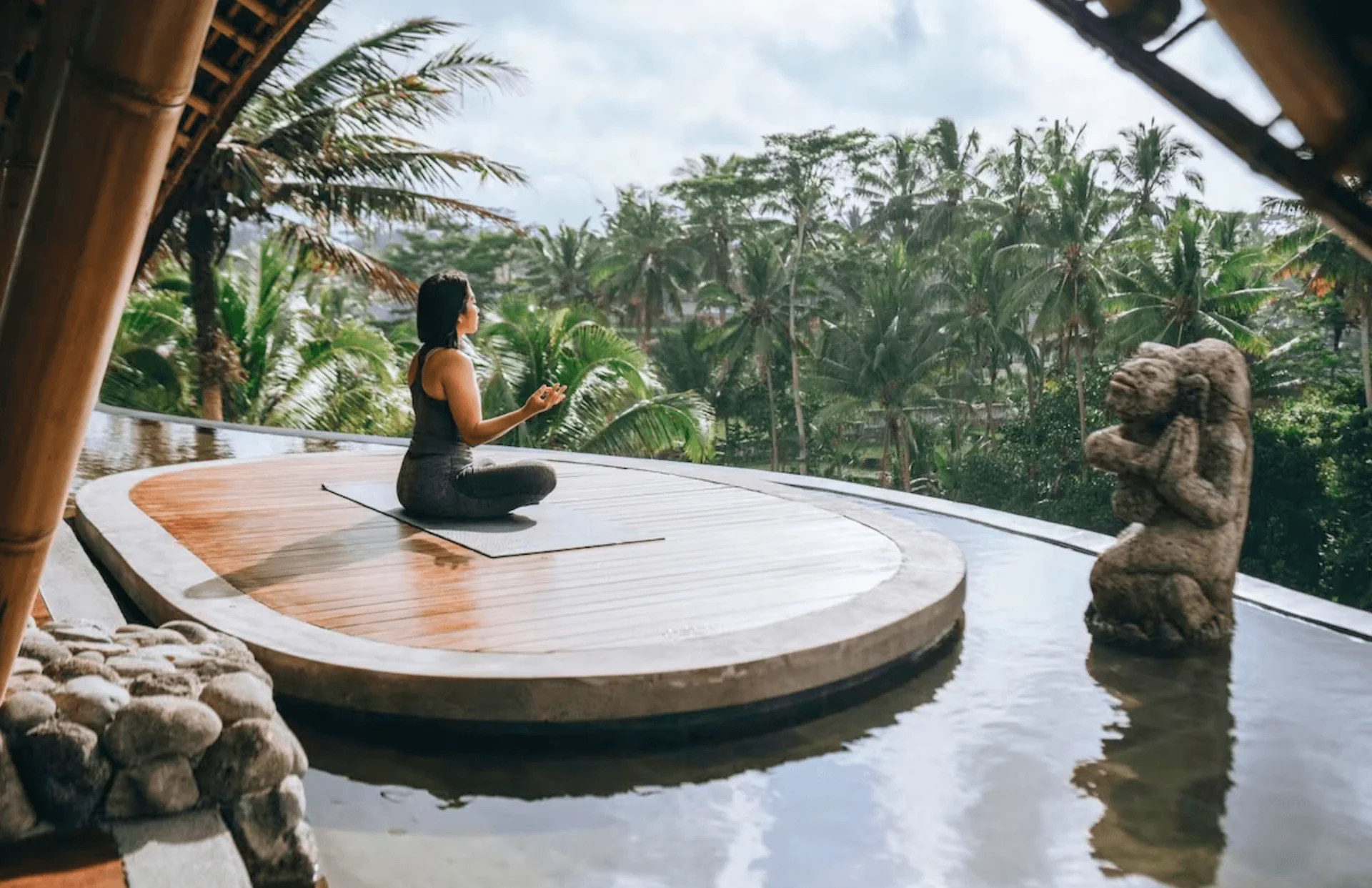 MEDITATIONSSITZUNG
