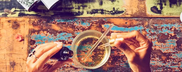 ESSENZ-ALCHEMIE-WORKSHOP