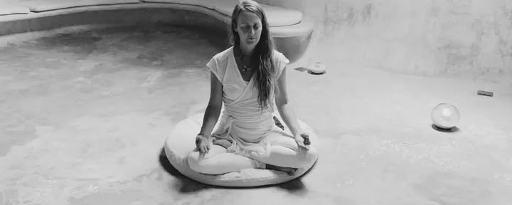 Yin Yoga, Ohr-Samen & Sound Journey mit Sonja