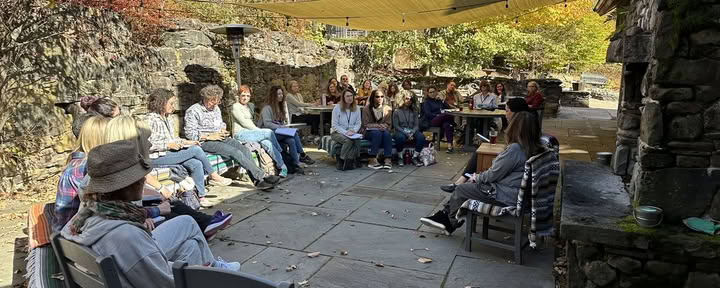 Whole Novel Workshop: Ein persönliches Retreat für Romanautoren (August)