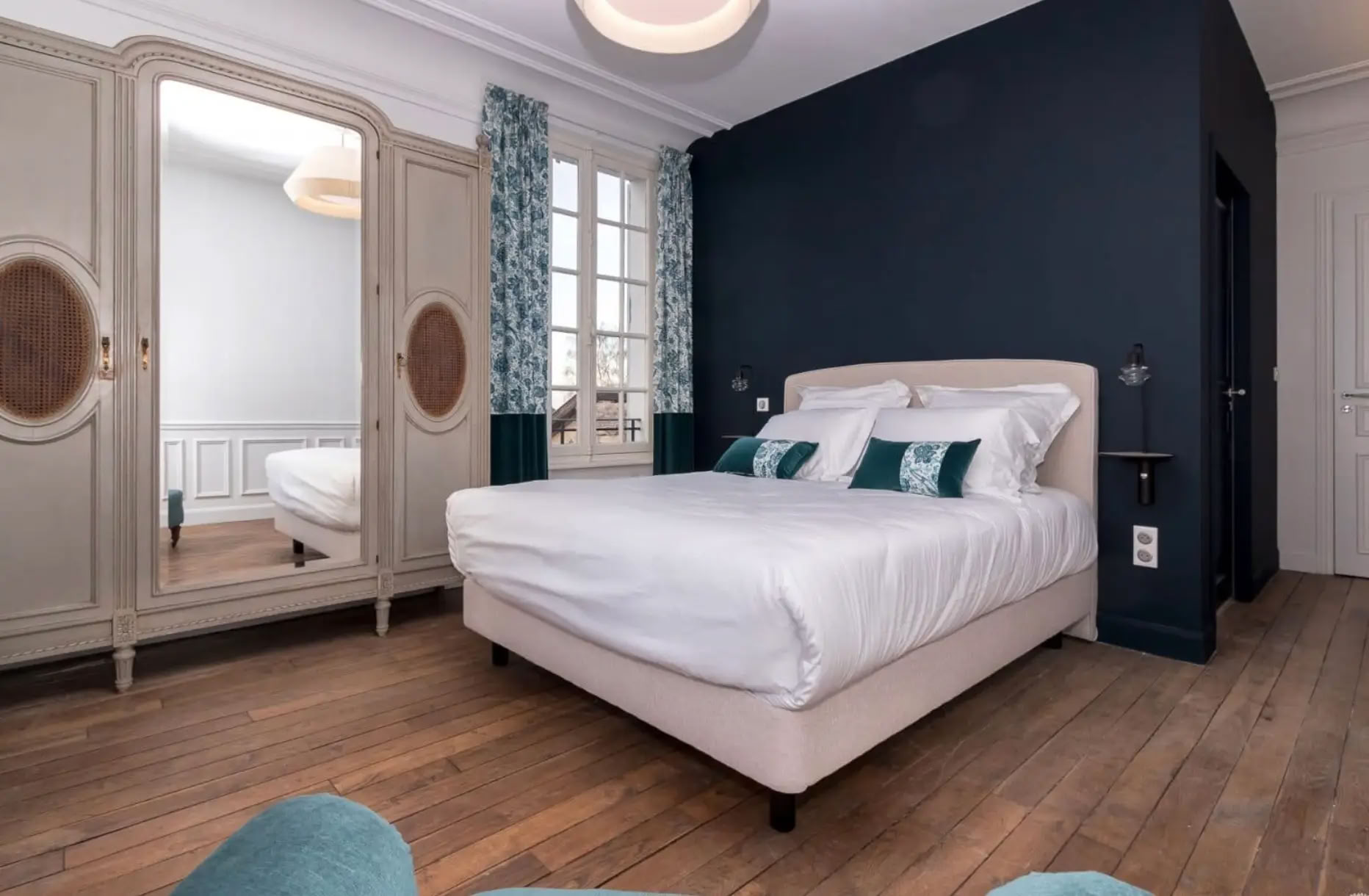 Champagner & Seele: Frauen-Yoga + Champagner-Retreat (Reims, Frankreich)