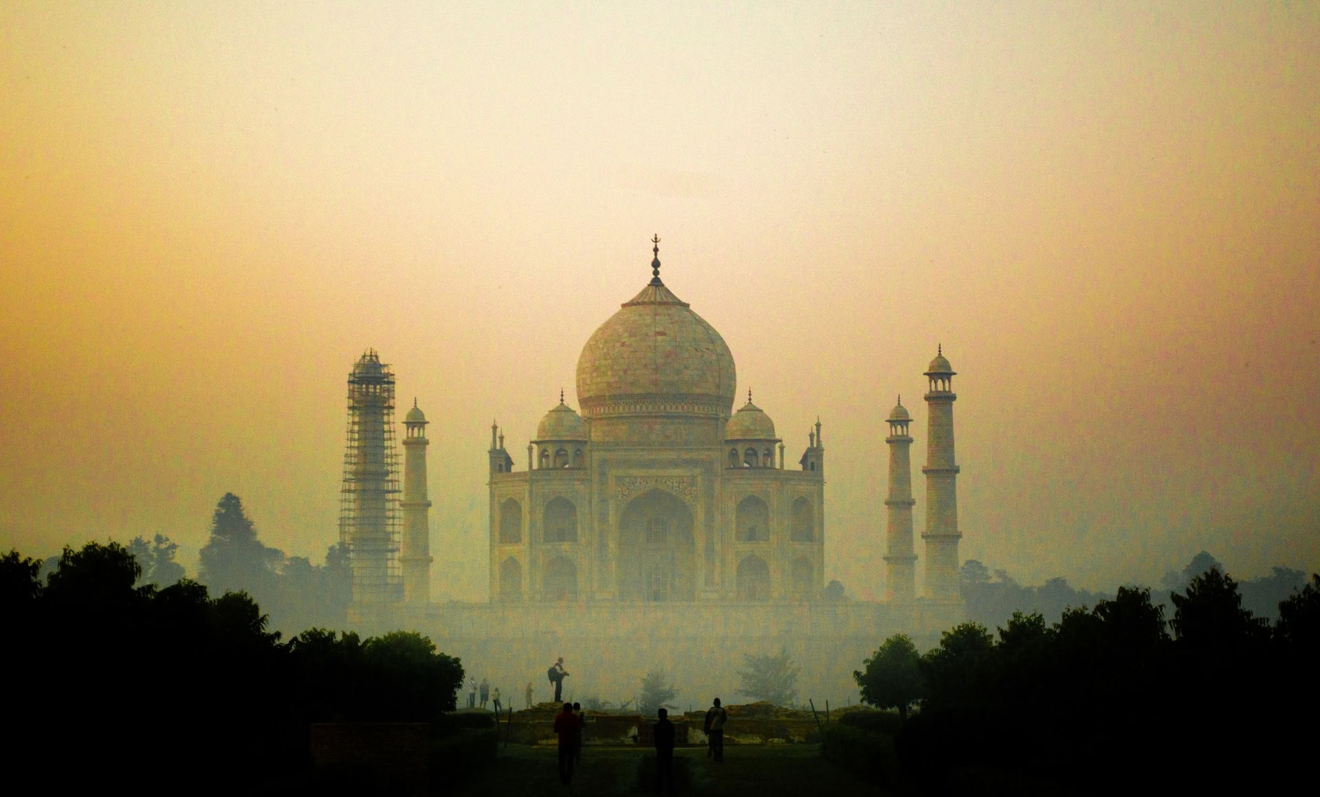 'Spirit of the Himalayas' Tour + Holi-Festival in Indien