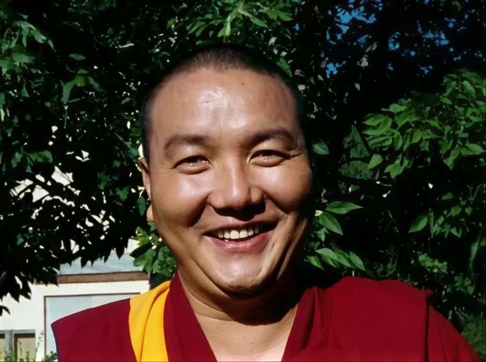 Lama Tashi Buddhistisches Chanting Klangheilung und Lehren des Glücks