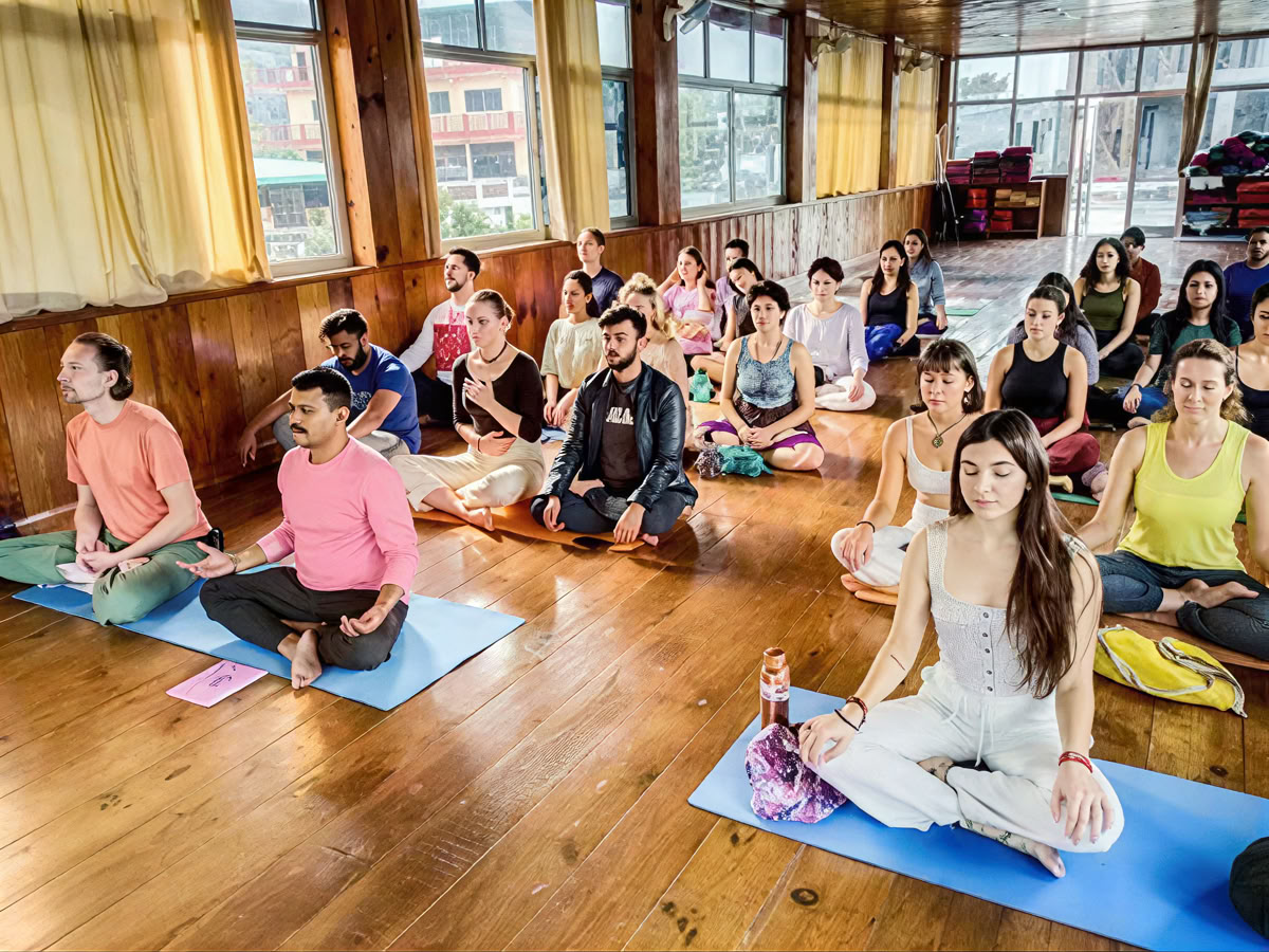 100-Stunden-Yogalehrer-Ausbildung in Rishikesh, Indien – Mai 2026