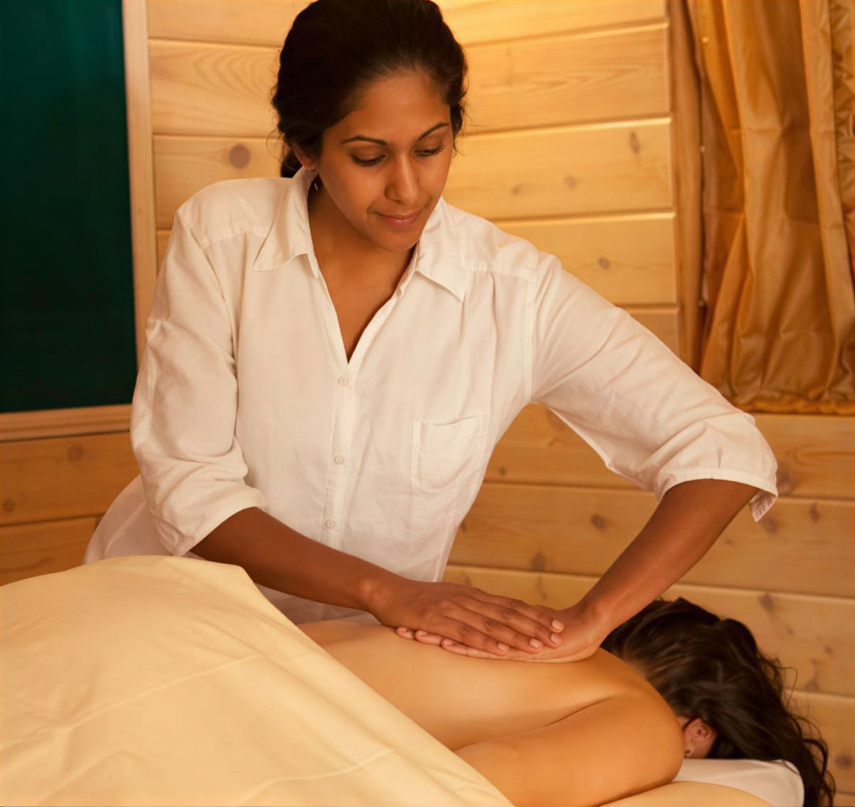 Ayurvedisches Massage-Verjüngungs-Retreat