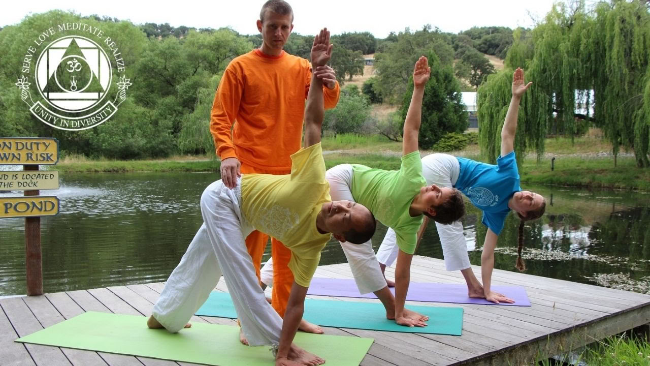 Yoga-Lehrerausbildungskurs – 17. Okt. - 14. Nov.