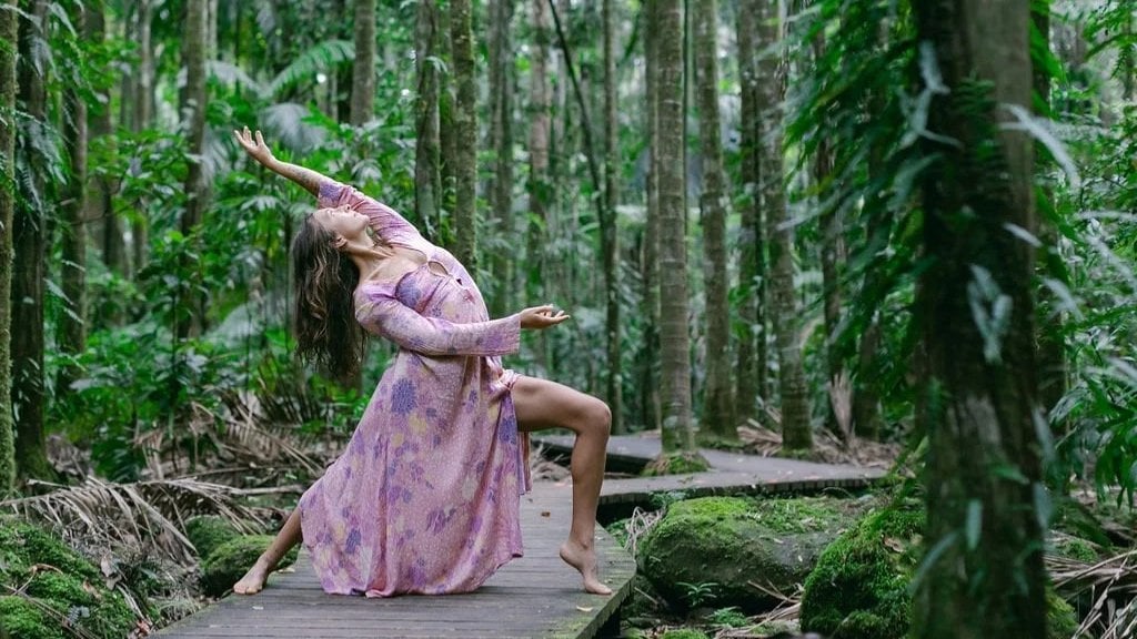 Tantrisches Yin Yoga & Somatische Meditation Intensiv mit Lara Zilibowitz