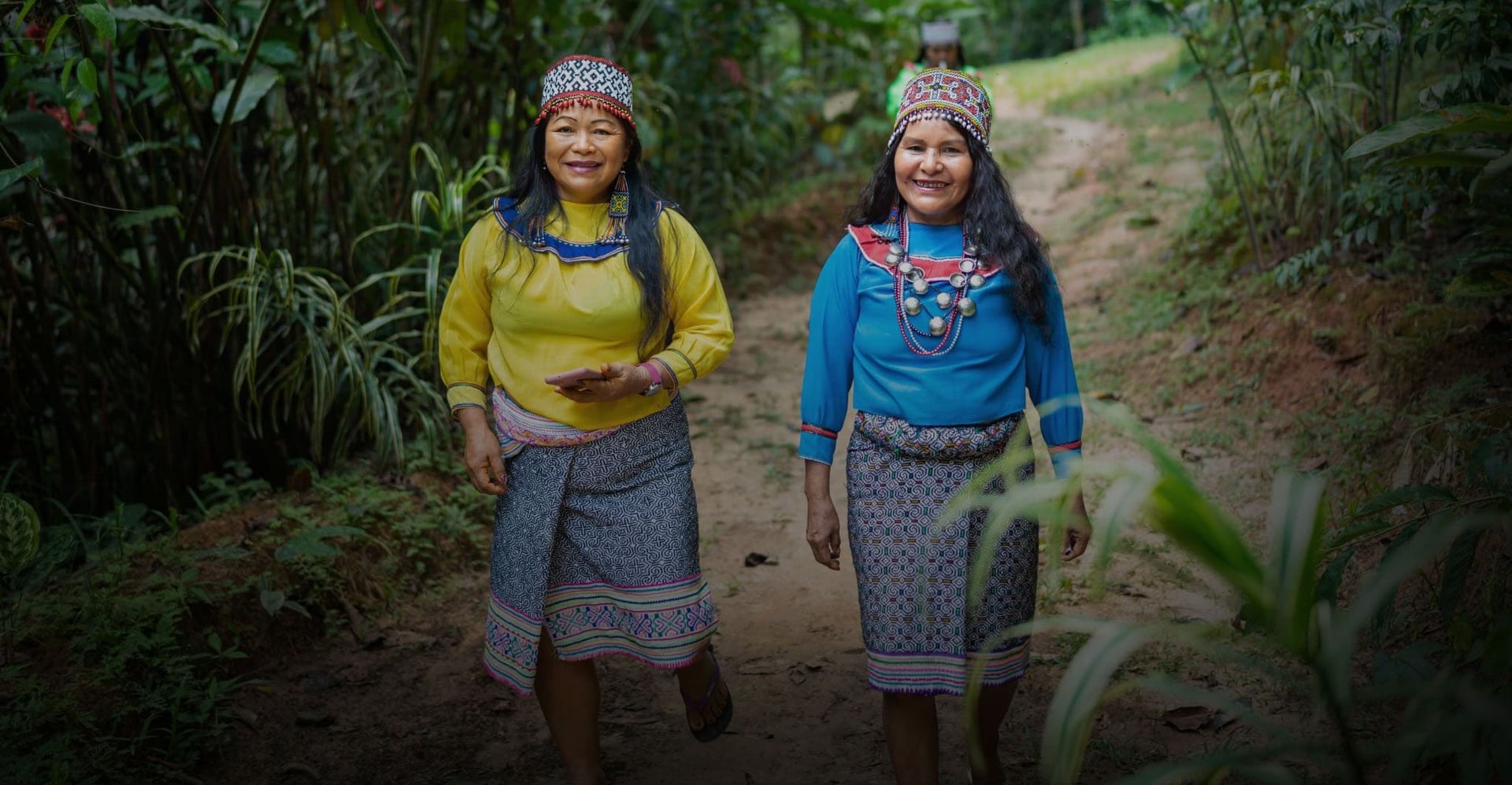 Frauen-Ayahuasca-Heilungs-Retreat