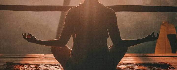 Feuer und Nektar Yoga-Retreat in Goa, Indien