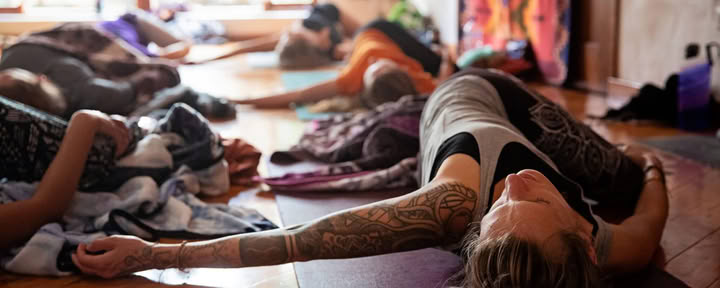 Yoga-Lehrerausbildung in Frankreich – 5. Juni – 26. Juni 2027