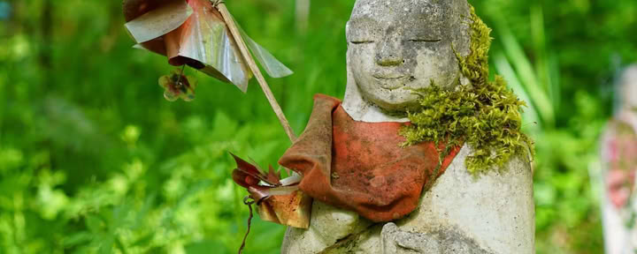 Meditations-Retreat-Hütte