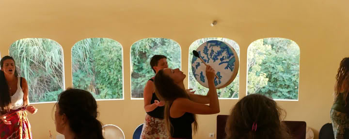 Das Healing Voice Training