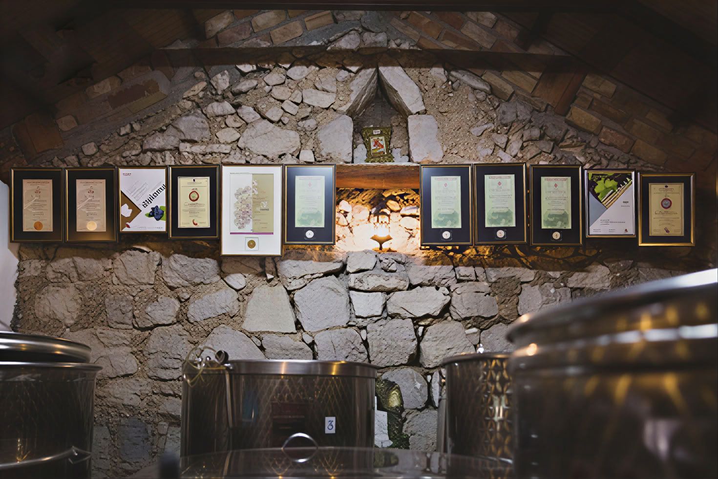 Traditionelle und moderne gemischte Weintour