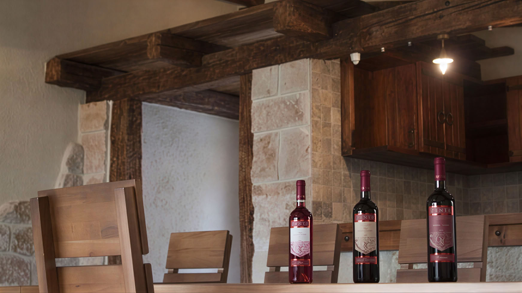 Traditionelle und moderne gemischte Weintour