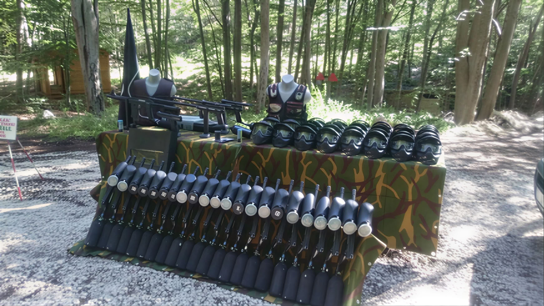 Paintball- und Njegoš-Mausoleum-Tour
