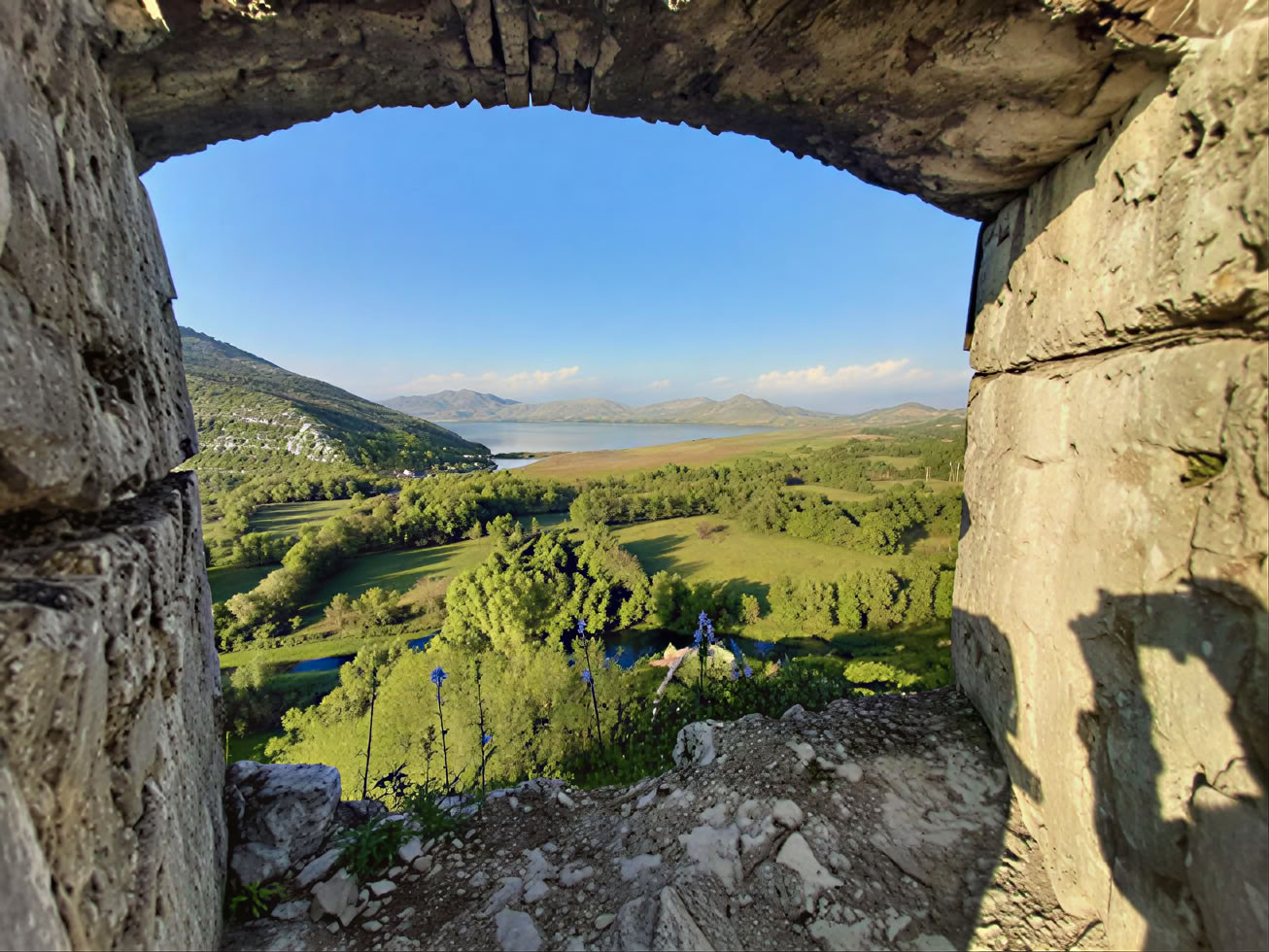 Radtour in den Bergen Montenegros