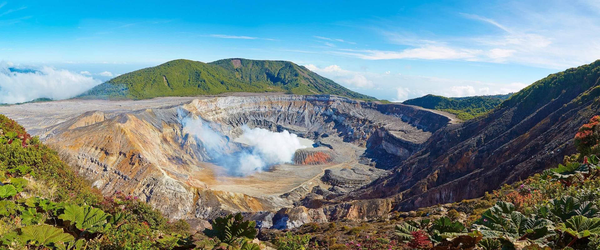 Combo-Tour: Nationalpark Poás-Vulkan – Doka-Kaffeetour – La-Paz-Wasserfallgärten