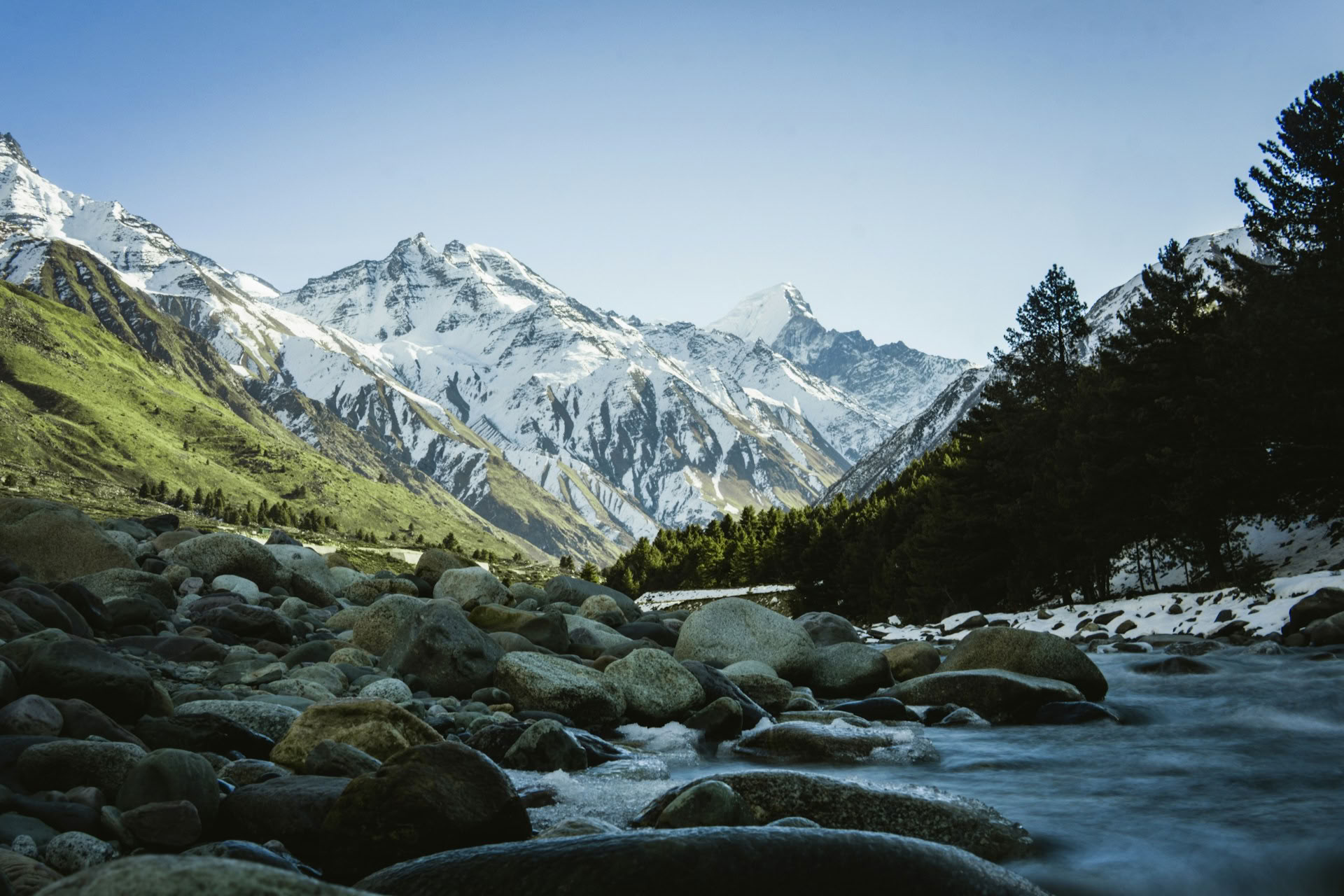Obstgärten zu Alpentalen: Thanedar & Sangla Himalaya-Reise