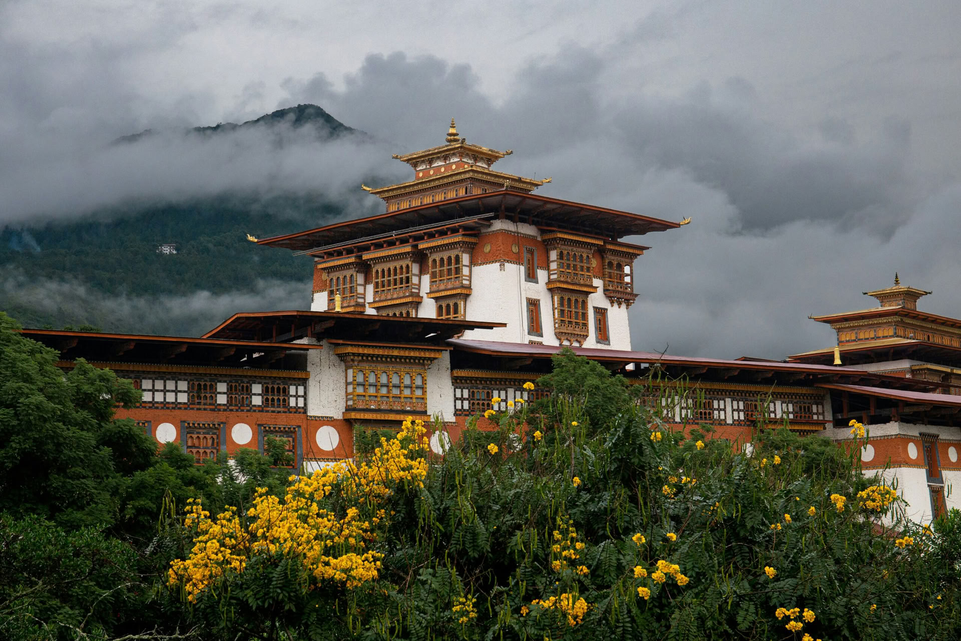 Bhutan Heritage-Rundreise: Thimphu, Punakha, Paro & Haa-Tal