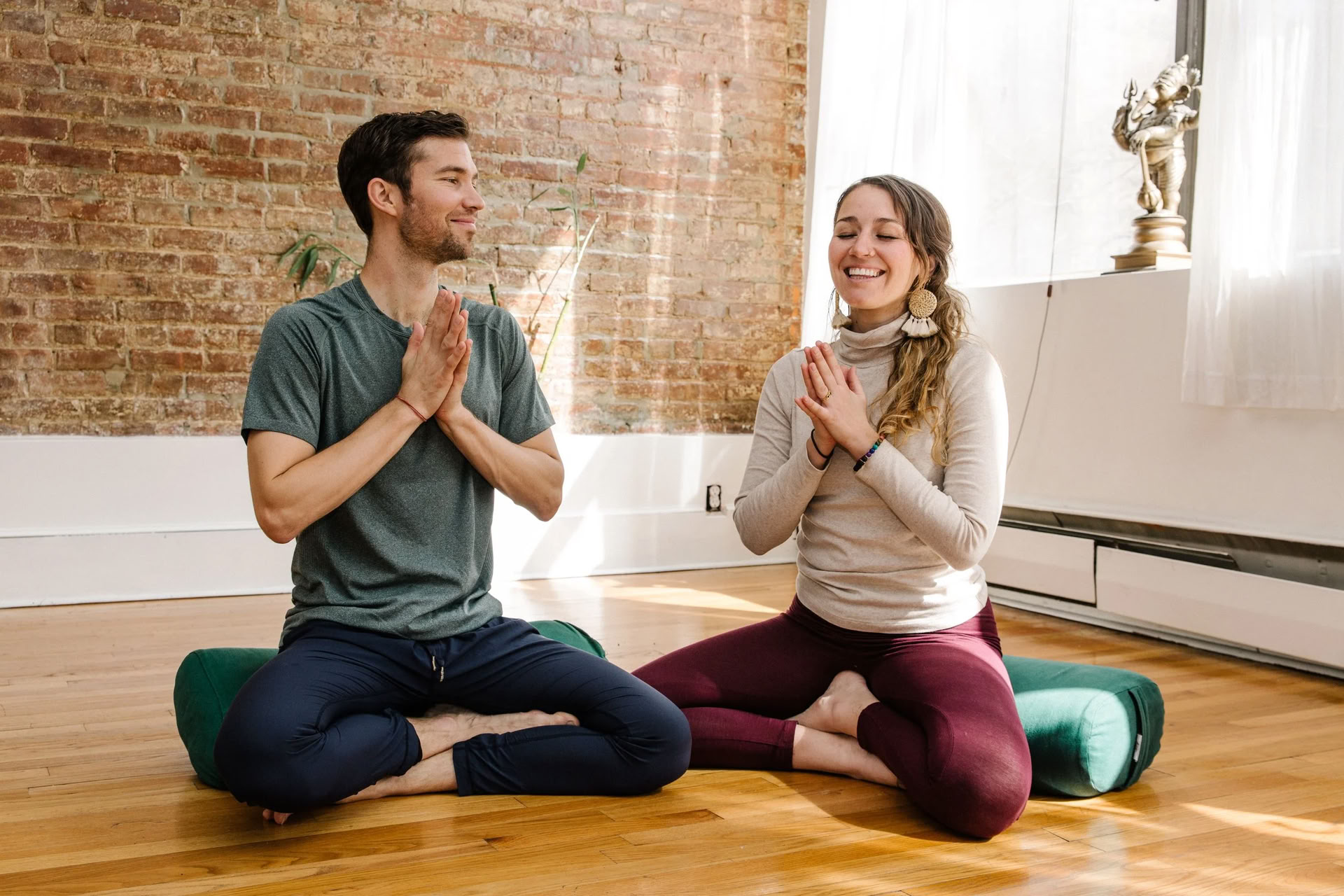 200-Stunden-Yoga-Lehrerausbildung (8-Monats-Programm)