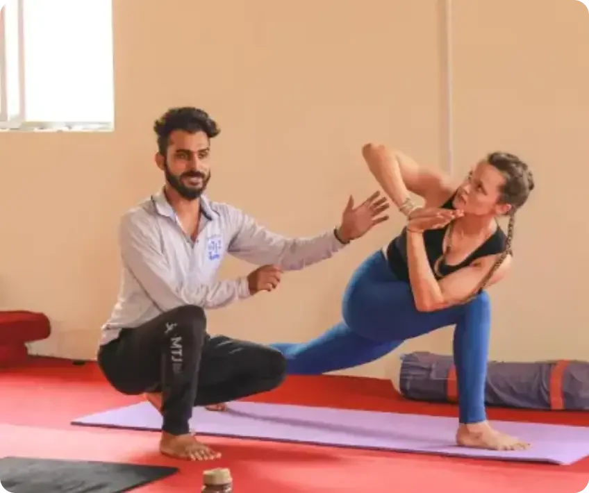 100-Stunden Yoga Lehrer Ausbildung in Rishikesh