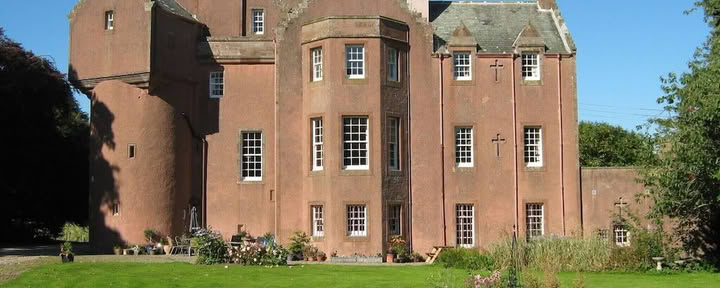 Scottisches Schloss Frauen-Kreatives-Schreib- & Yoga-Retreat