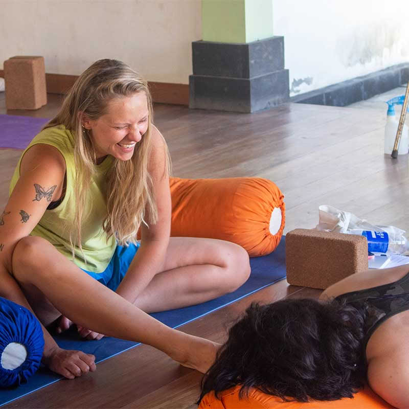 100-Stunden Yin Yoga Teacher Training Bali