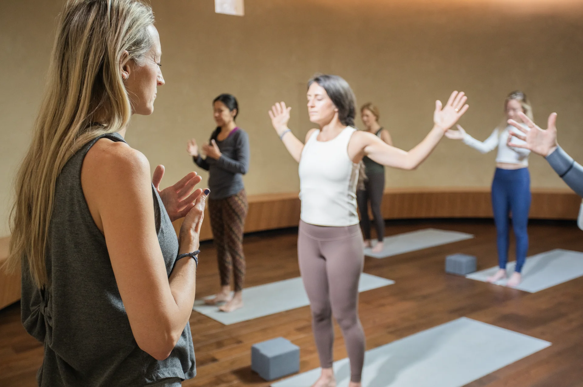 Red Thread: Internationales Qigong-Institut | True Nature - Carbondale, CO