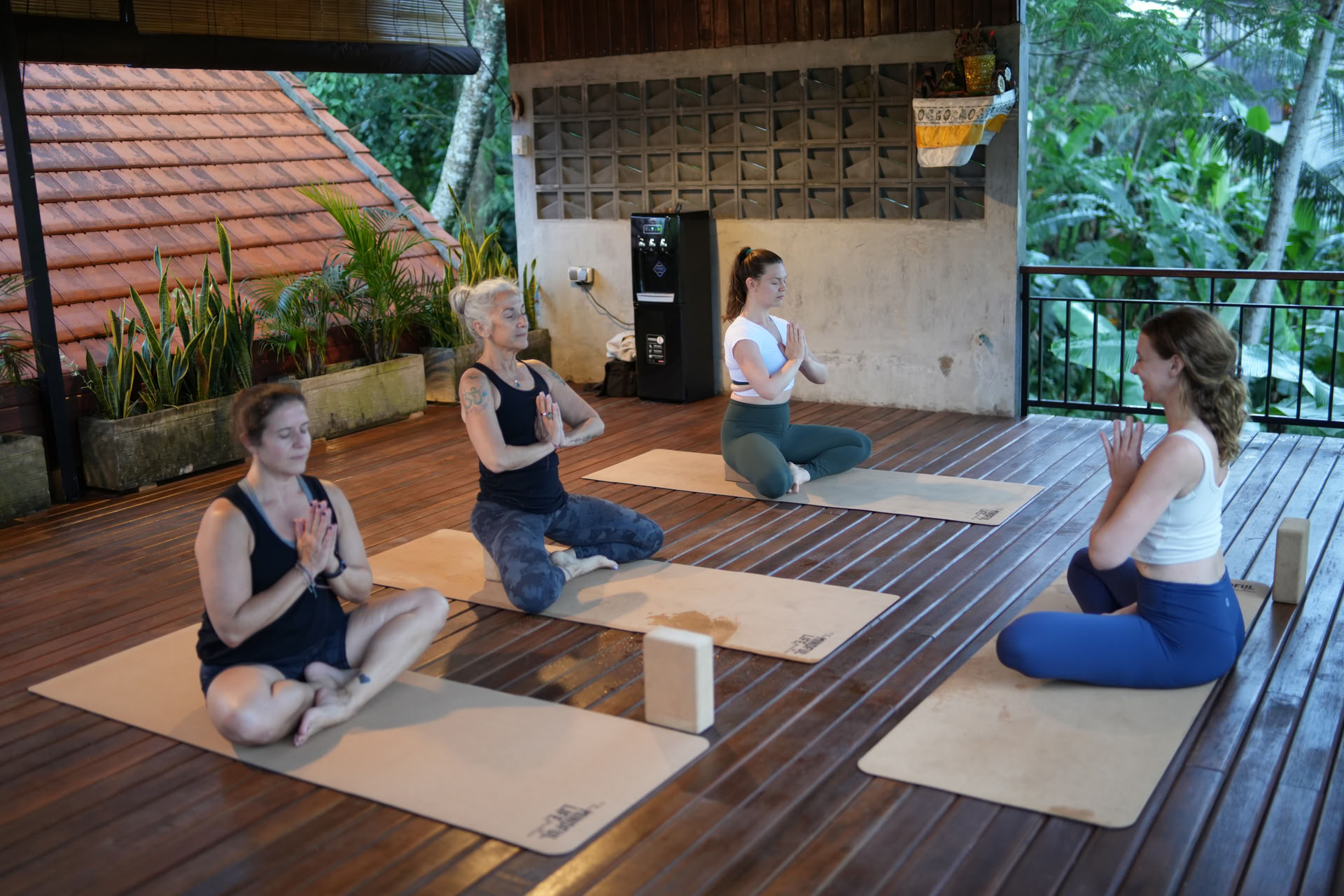 300-Stunden Advanced Yoga Teacher Training: Geist, Seele & Körper – In Bali