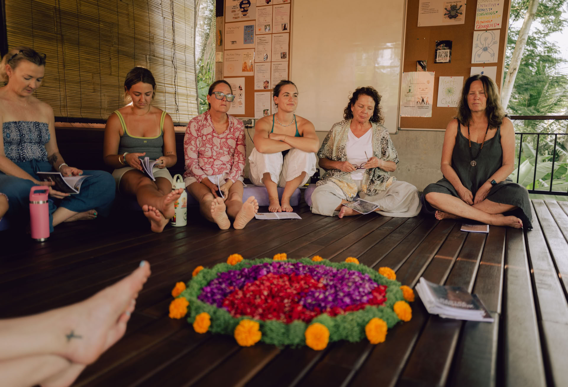 Das nüchterne Bhakti-Bali-Retreat: Kirtan & Sacred-Circle-Facilitator-Ausbildung