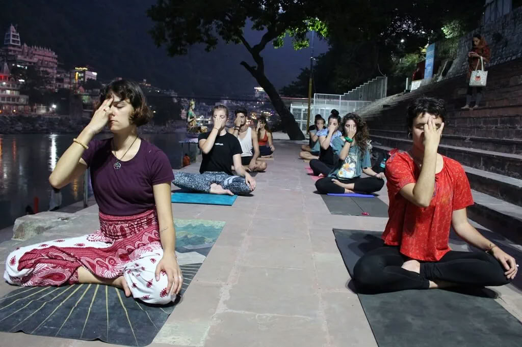 500 Stunden Hatha-Yoga-Lehrertrainingskurs – 01. Sep – 19. Okt