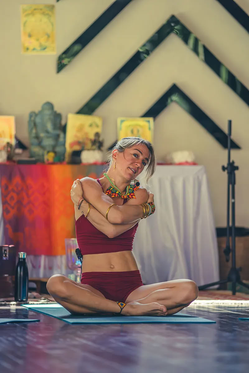 100HR Vaidika Dharma