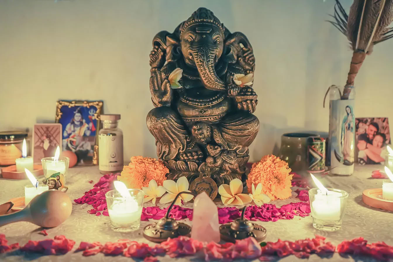 Vaidika Dharma: 100-Stunden SPIRIT Yoga Teacher Training