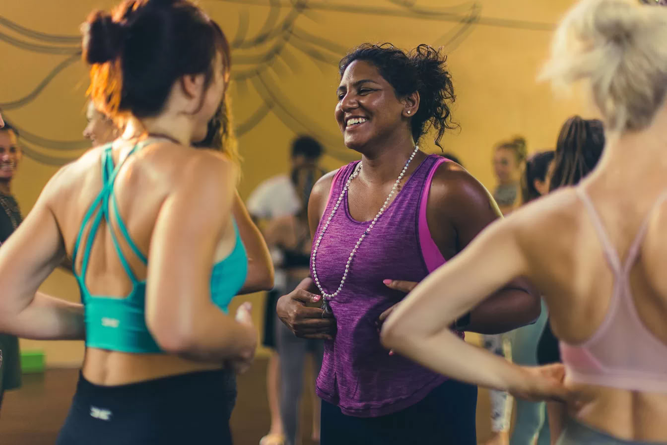 Elements 300-Stunden Yoga-Lehrer-Ausbildung