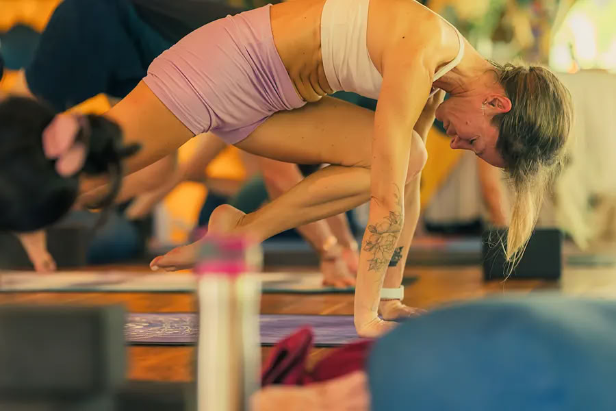 Lucidflow 100h von 300h YTT - Yoga Teacher Training Bali