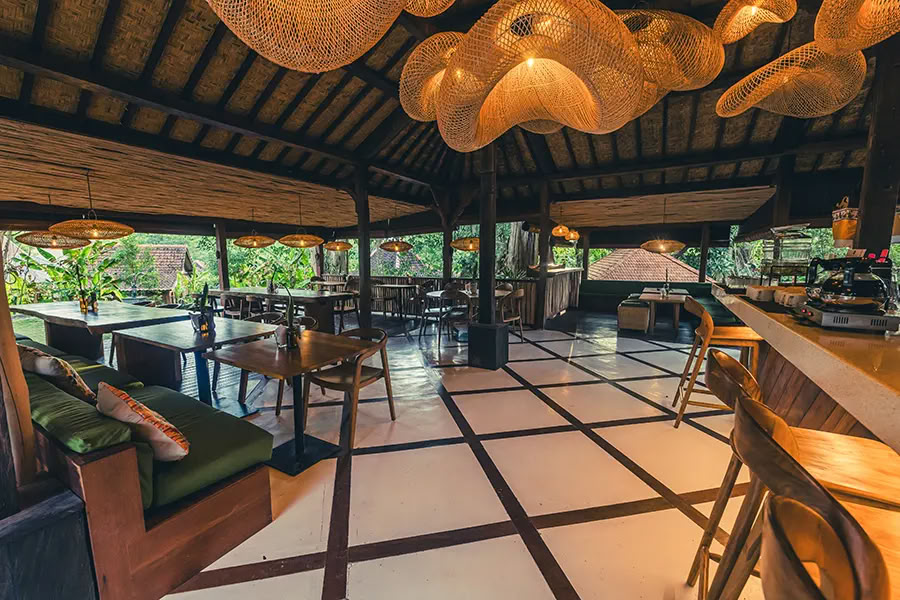 Lucidflow 100h von 300h YTT - Yoga Teacher Training Bali