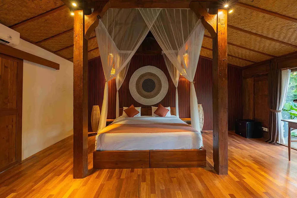 Lucidflow 100h von 300h YTT - Yoga Teacher Training Bali