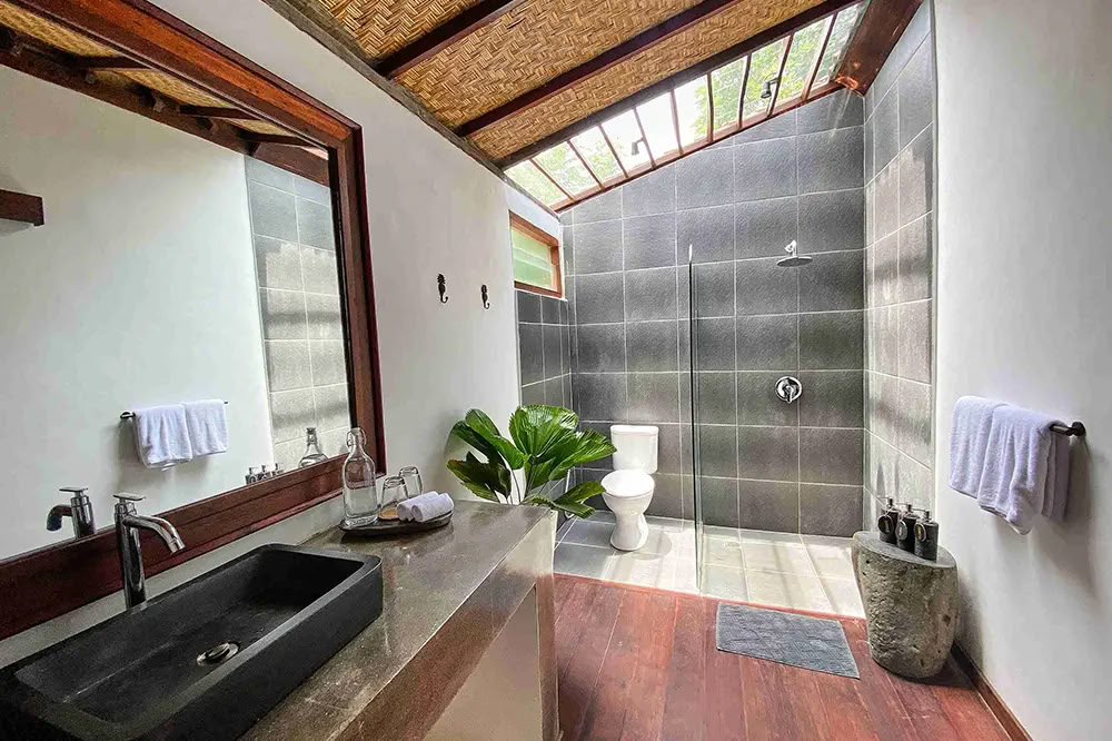 Lucidflow 100h von 300h YTT - Yoga Teacher Training Bali