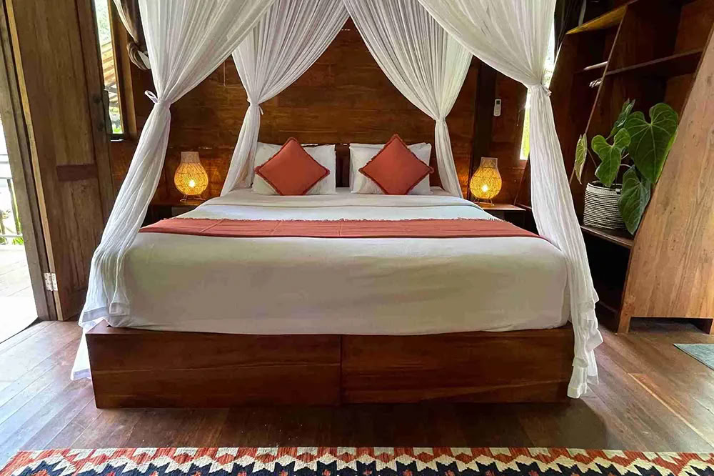 Lucidflow 100h von 300h YTT - Yoga Teacher Training Bali