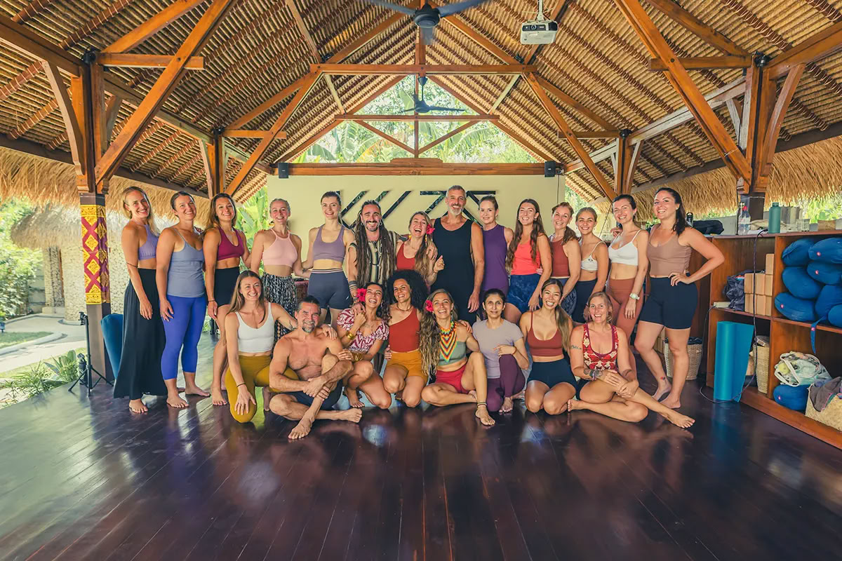 Lucidflow 100h von 300h YTT - Yoga Teacher Training Bali