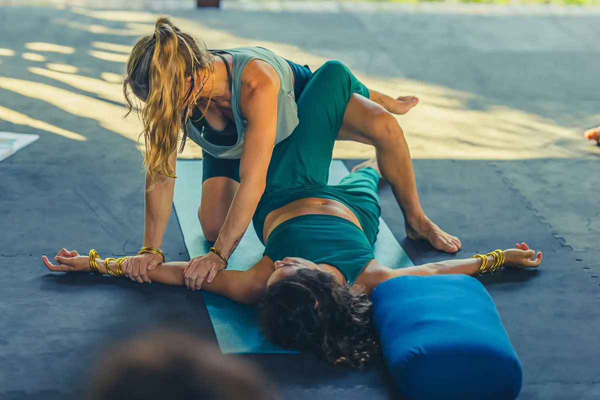 Lucidflow 100h von 300h YTT - Yoga Teacher Training Bali