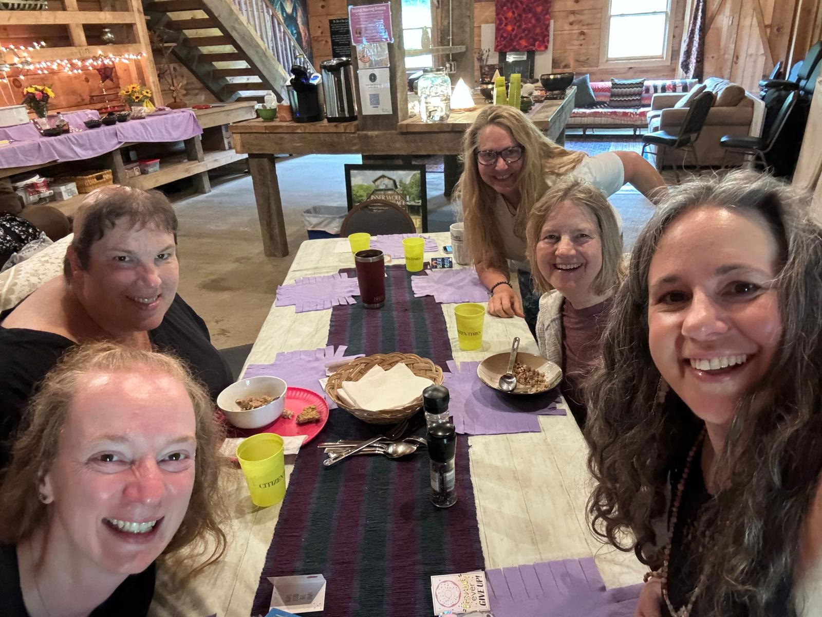 3-tägiger Sound-Healing-Learn-to-Rest-Workshop-Retreat für Frauen nahe Asheville, NC