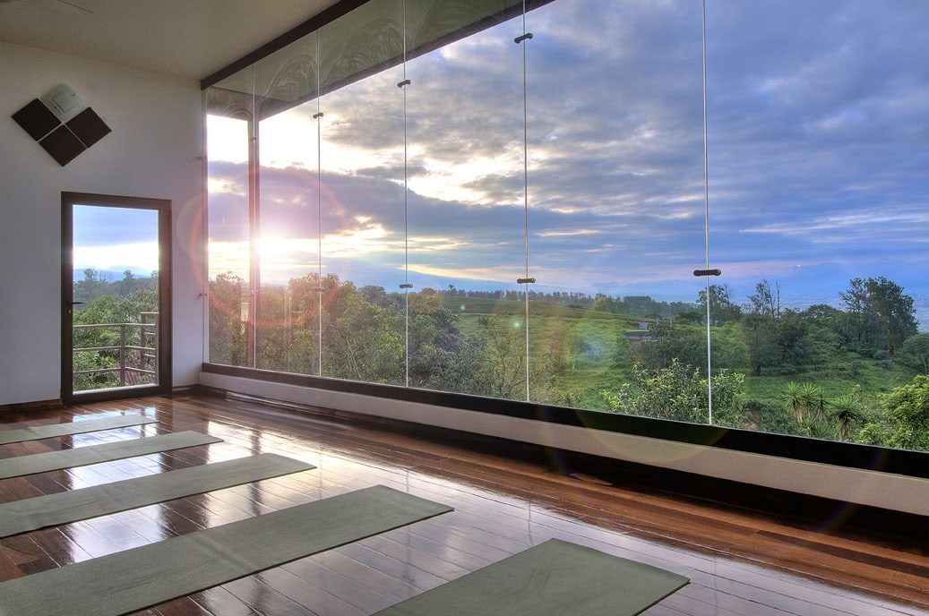 Good Society Club Yoga & Pilates Retreat in Costa Rica