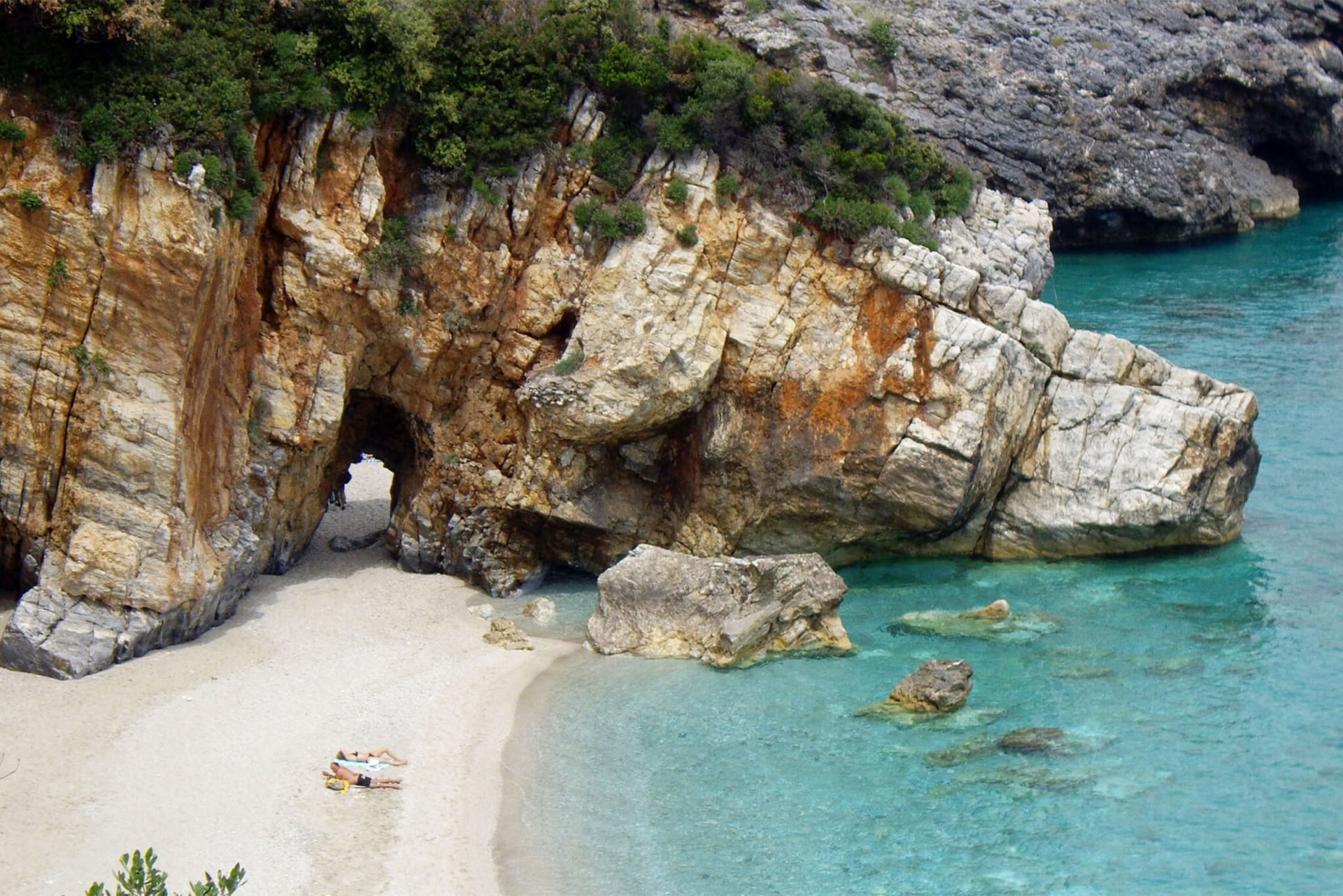 Sunshine For Joy & Wellbeing Retreat in Pelion