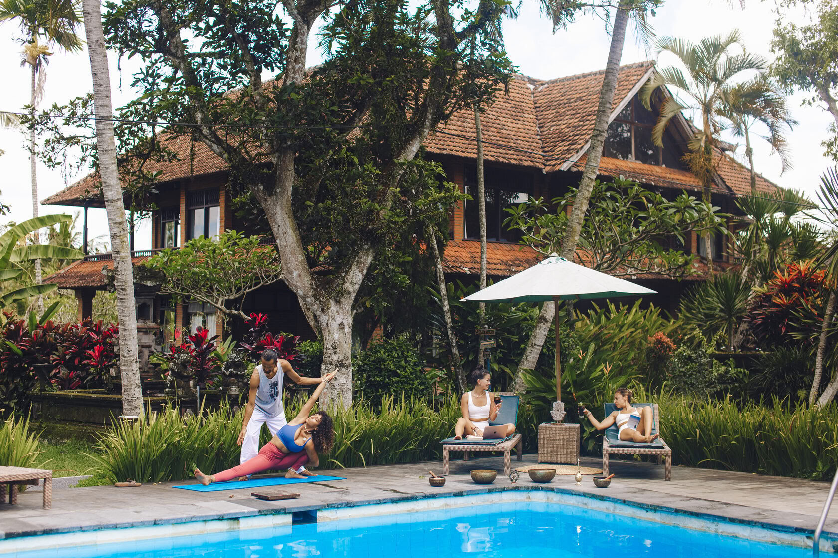 200-Stunden/300-Stunden Hybrid Yoga Teacher Training – 26. Sep. - 5. Okt.