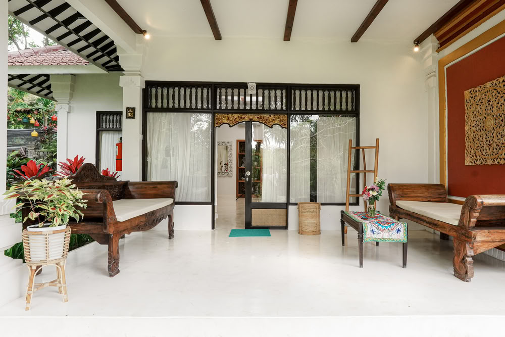 200-Stunden/300-Stunden Hybrid Yoga Teacher Training – 27. Nov. - 6. Dez.